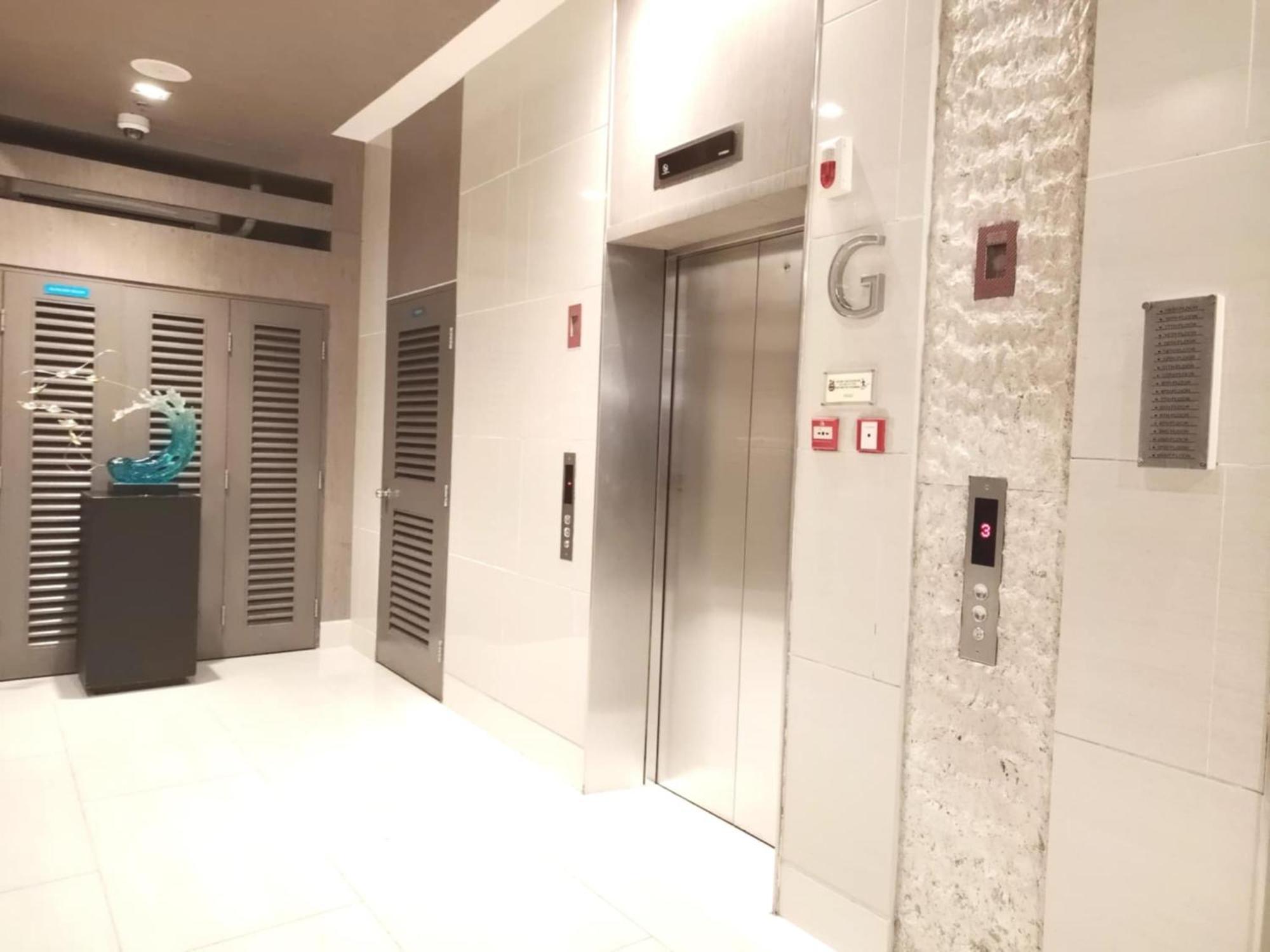 Shore One Condotel At Mall Of Asia, Philippines ปาไซ ภายนอก รูปภาพ